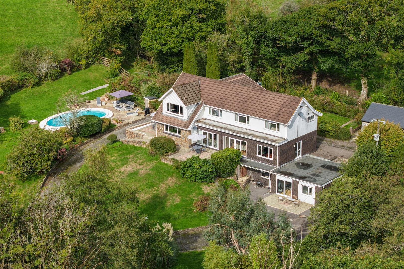 Brookside, Bishopston, Swansea, SA3 3JD